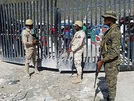 iciHaiti - Crisis : Hundreds of Haitians fleeing Haiti intercepted at the Dominican border - iciHaiti.com : All the news in brief 7/7 iciHaiti - Crisis : Hundreds of Haitians fleeing Haiti intercepted at the Dominican border - iciHaiti.com : All the news in brief 7/7