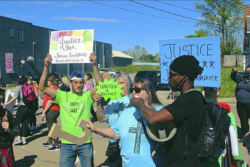 Missouri family seeks answers in Black 19-year-old Derontae Martin's death - TheGrio