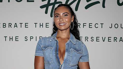 Awww! Shaniece Hairston Reveals The Gender Of Her Newborn Baby (WATCH) Awww! Shaniece Hairston Reveals The Gender Of Her Newborn Baby (WATCH)