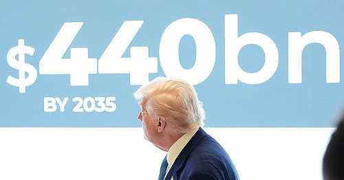 Donald Trump wraps up Gulf tour with a string of lucrative deals in UAE | Africanews