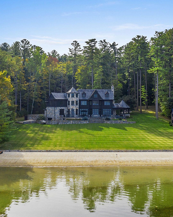 #BillionDollarDreams