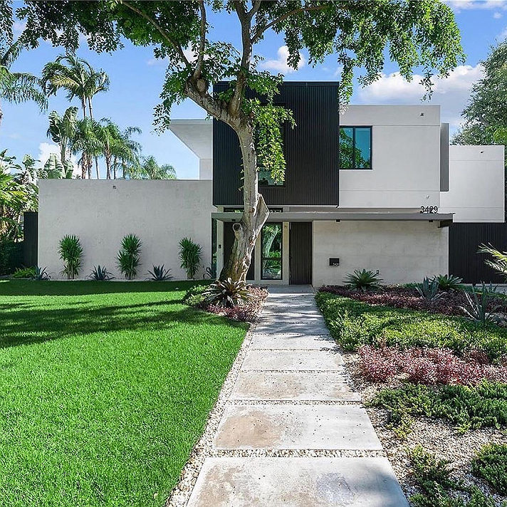 #BillionDollarDreams#DontGetMadGetEven#TheyGotItWeCanHaveItToo